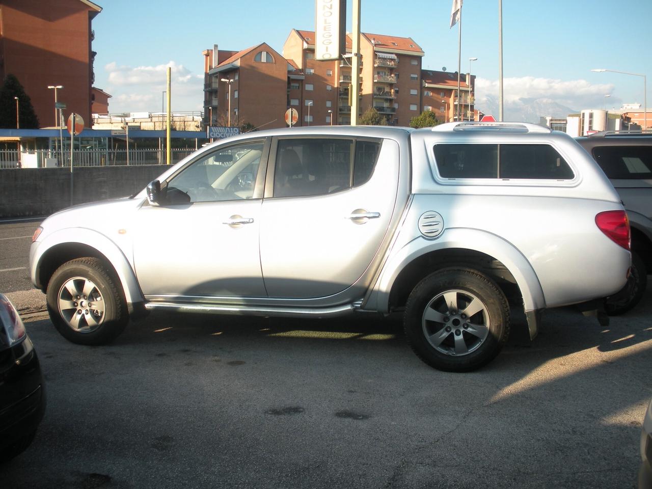 Mitsubishi L200 2.5 DI-D/136CV Double Cab Intense ''CHROME''