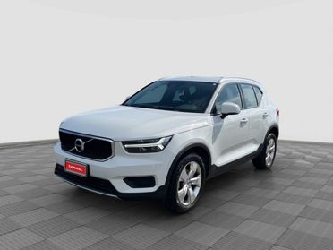 VOLVO XC40 XC40 T2 Momentum