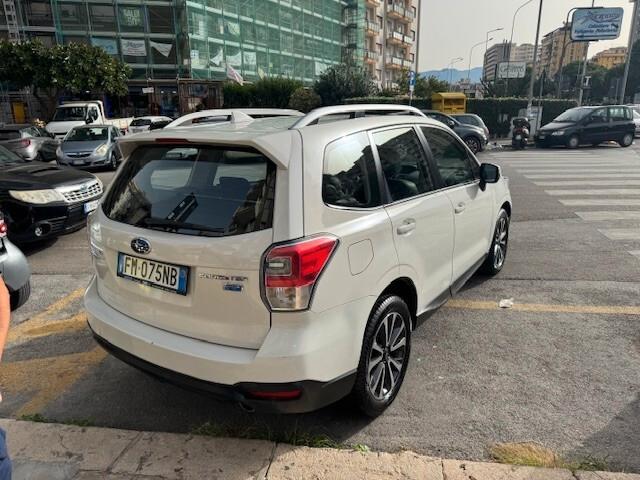 Subaru Forester 2.0d Automatico 4x4