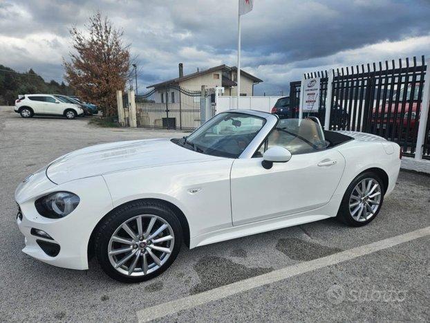 FIAT 124 Spider Turbo Lusso