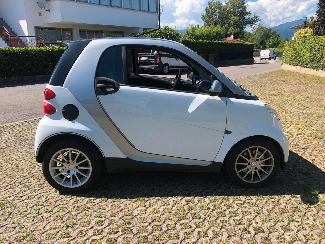 Smart ForTwo 1000 62 kW coupé pulse