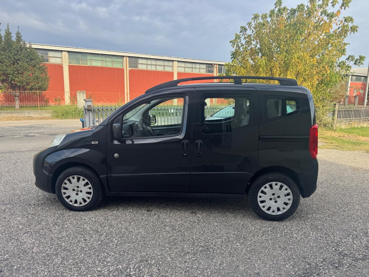 Peugeot Bipper Tepee 1.4 75CV Outdoor