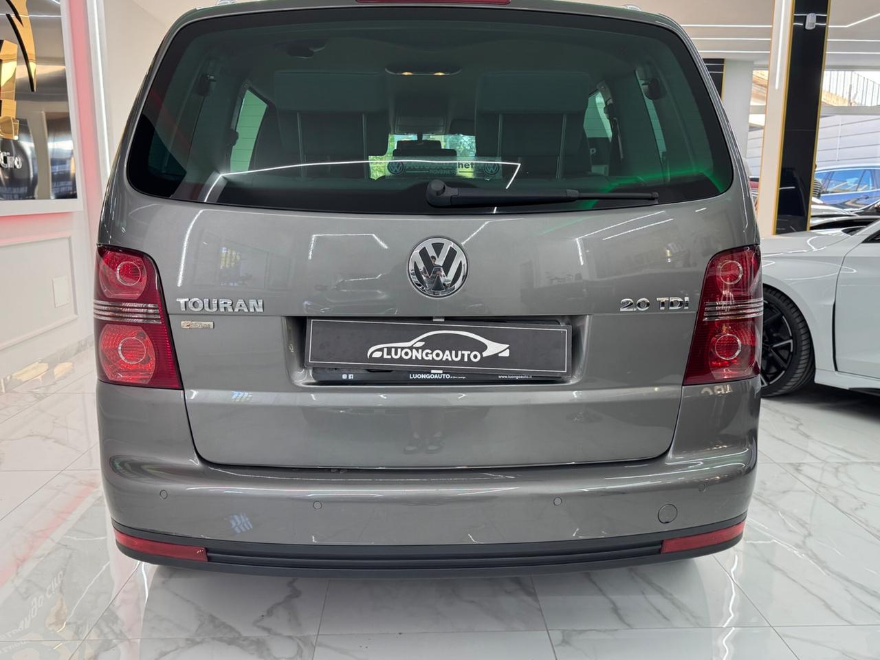 Volkswagen Touran 2.0 F DSG Highline