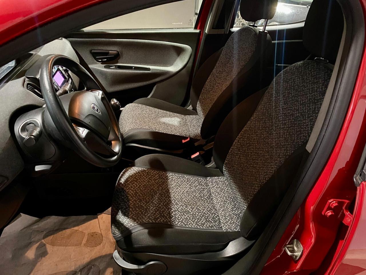 Lancia Ypsilon 1.0 FireFly 5 porte S&S Hybrid-2021