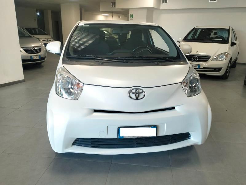 Toyota iQ 1.0 cvt (multidrive) km 120000!