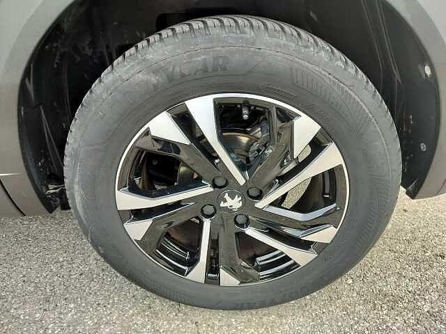 Peugeot 2008 BlueHDi 110 S&S Allure Pack