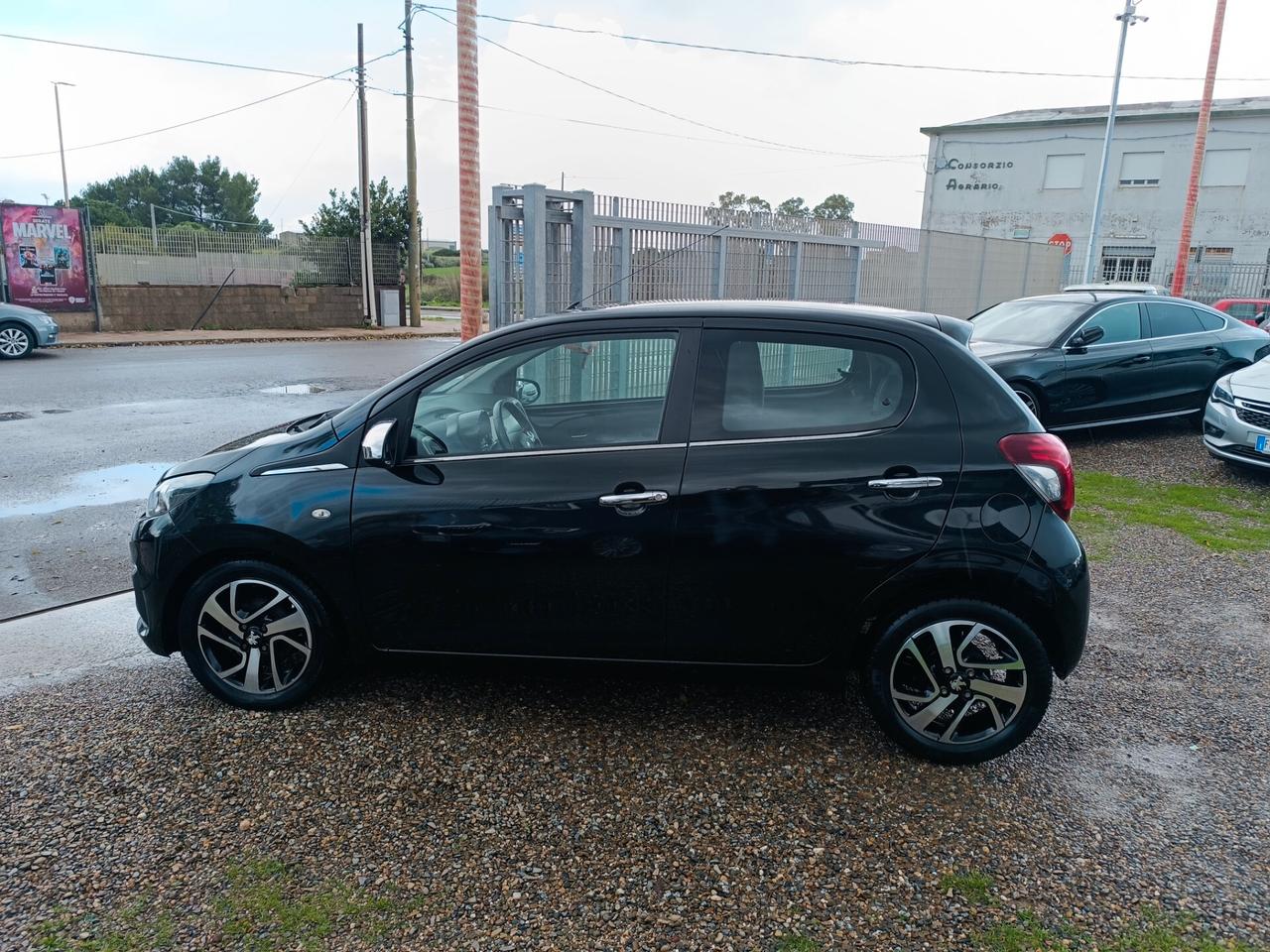 Peugeot 108 PureTech 82 5 porte Allure TOP!