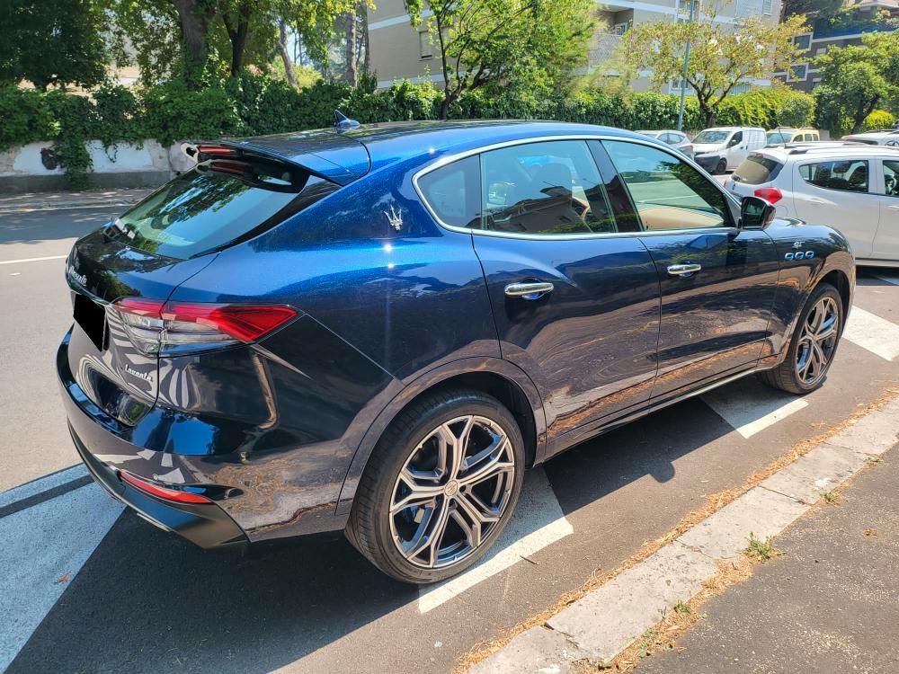 Maserati Levante 2.0 mhev GT 330cv auto
