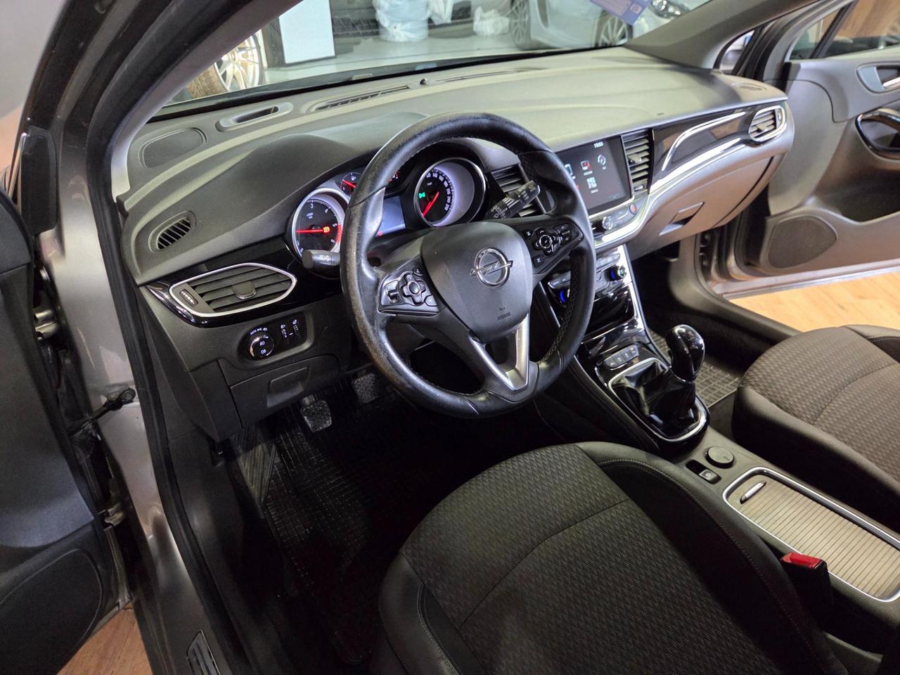 Opel Astra Sports Tourer 1.6 cdti Innovation s&s 110cv