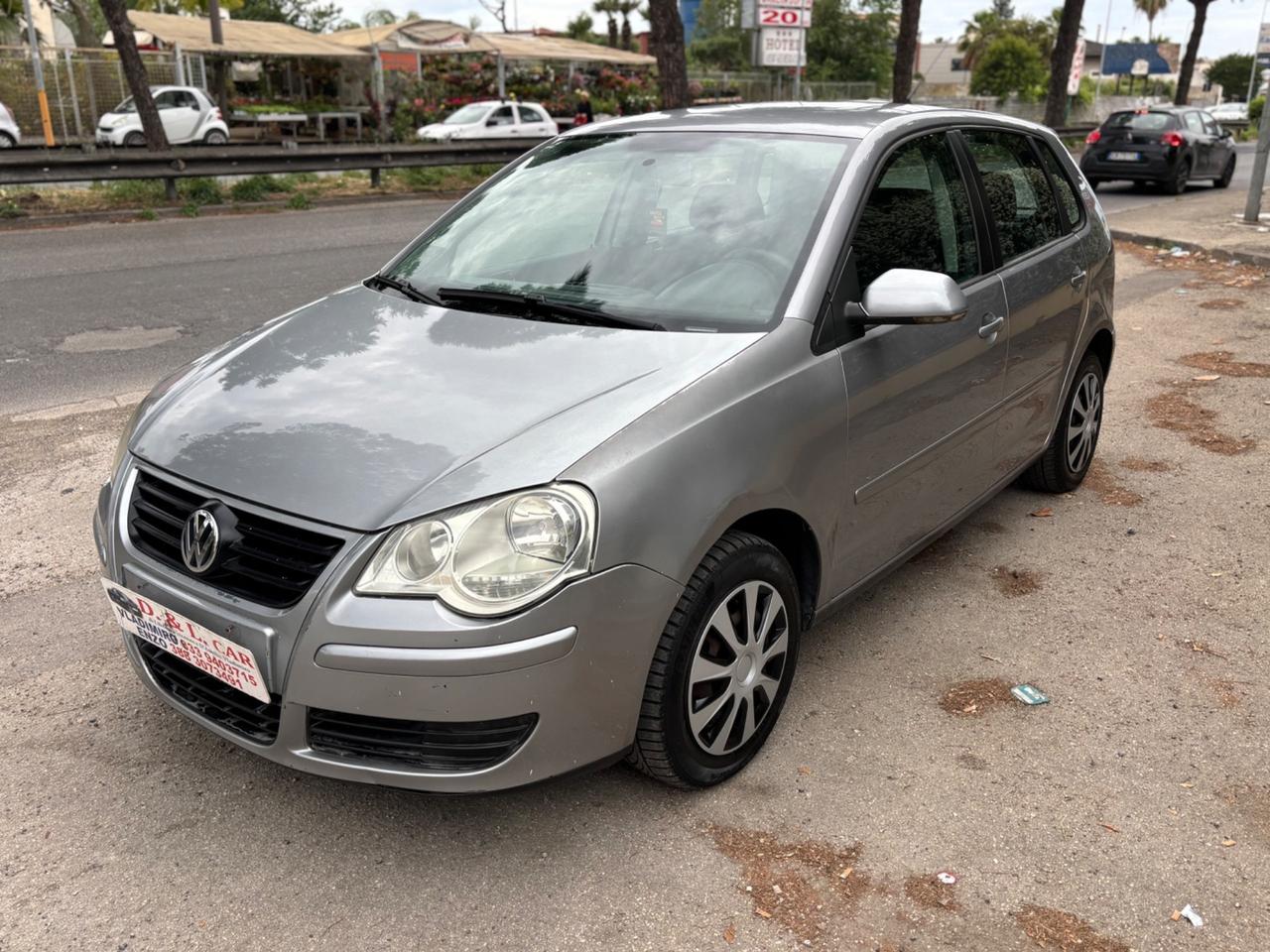 Volkswagen Polo 1.4/80CV 16V 5p. Sportline
