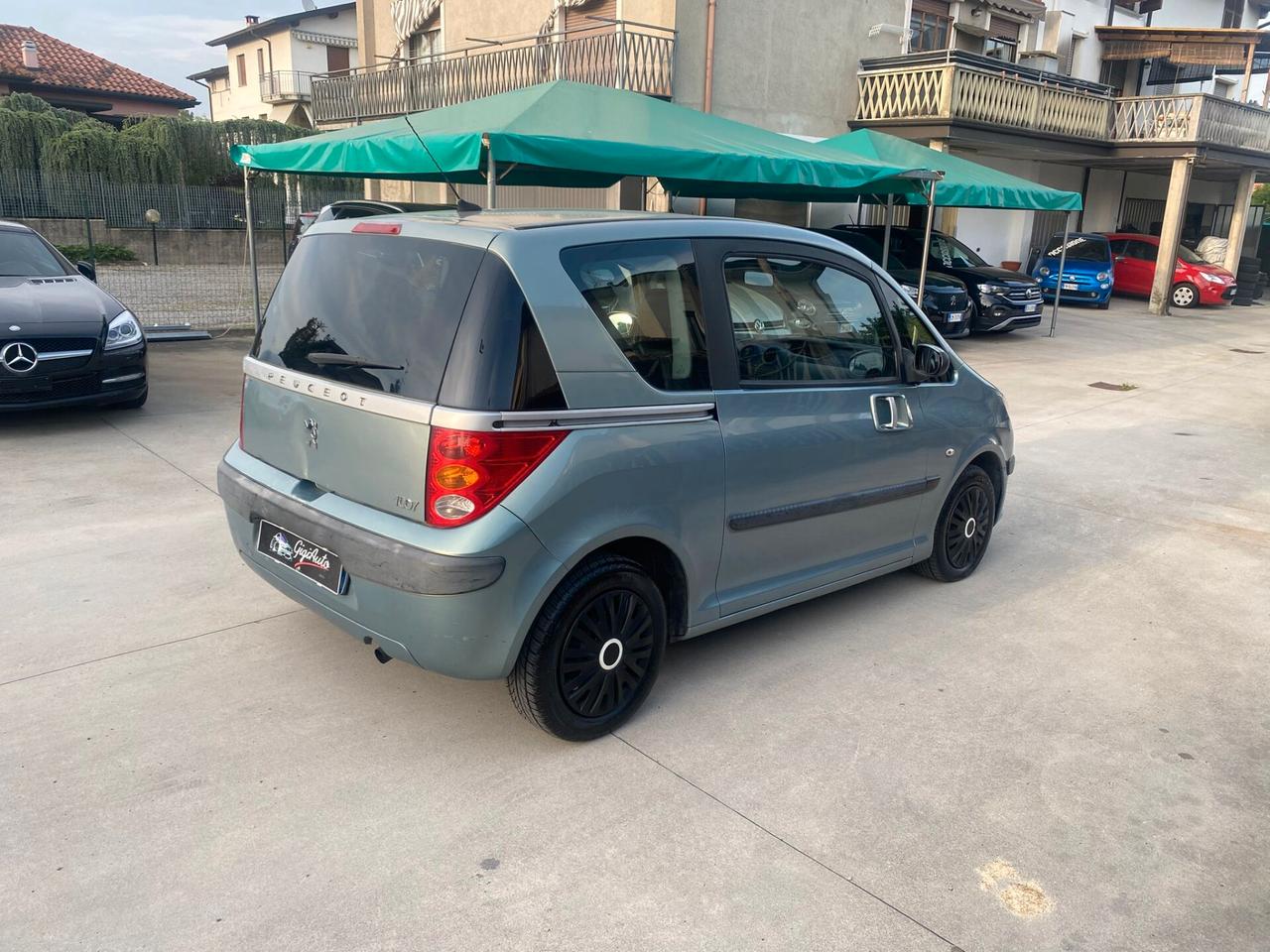 Peugeot 1007 1.4 HDi Trendy