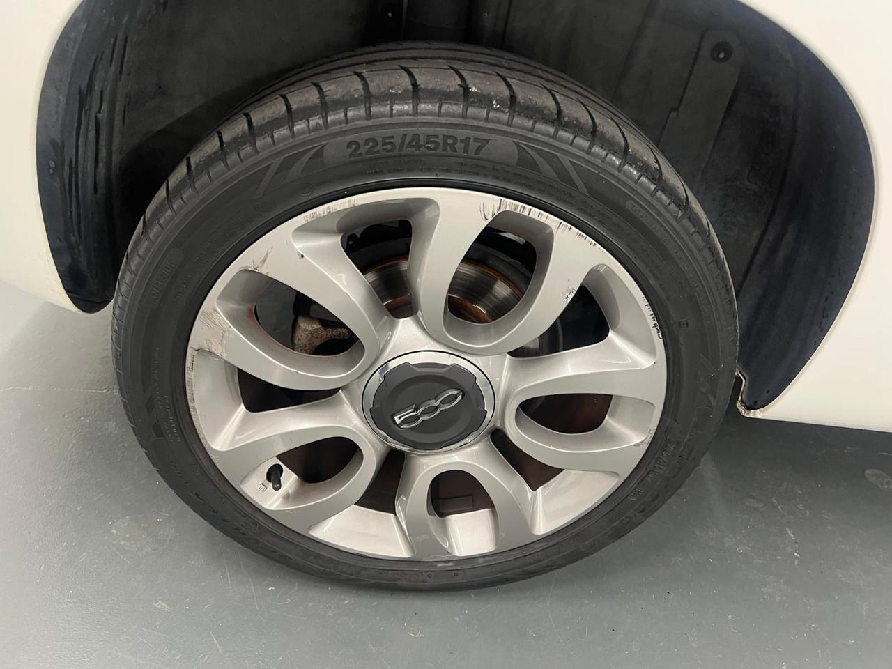 Fiat 500L 0.9 TwinAir Turbo Natural Power Lounge