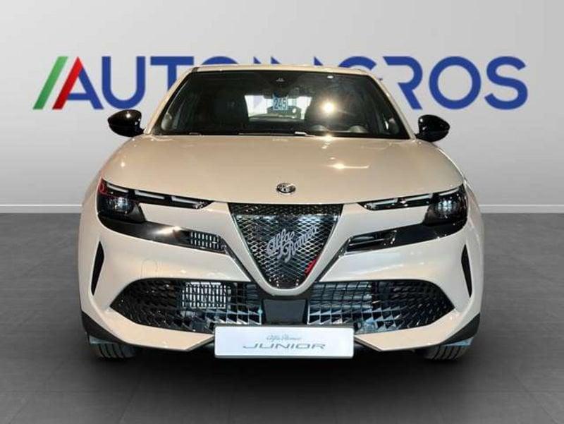 Alfa Romeo Junior 1.2 Hybrid ibrida