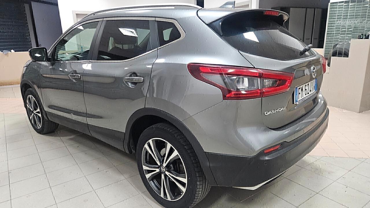 Nissan Qashqai 1.5 dCi N-Connecta