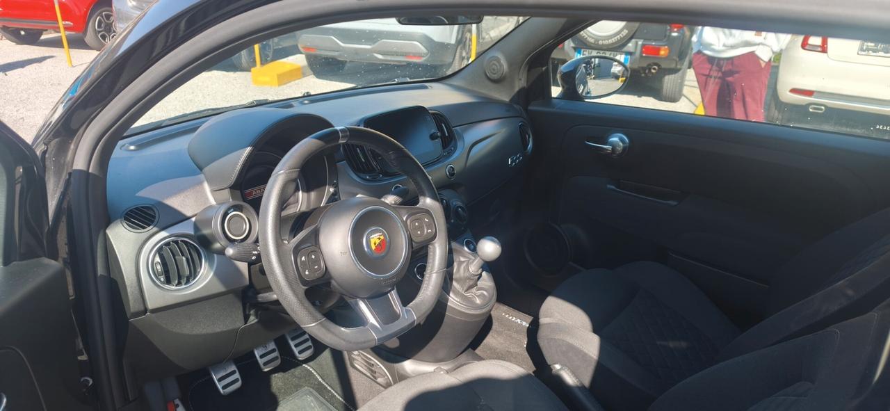 Abarth 595 1.4 Turbo T-Jet 165 CV