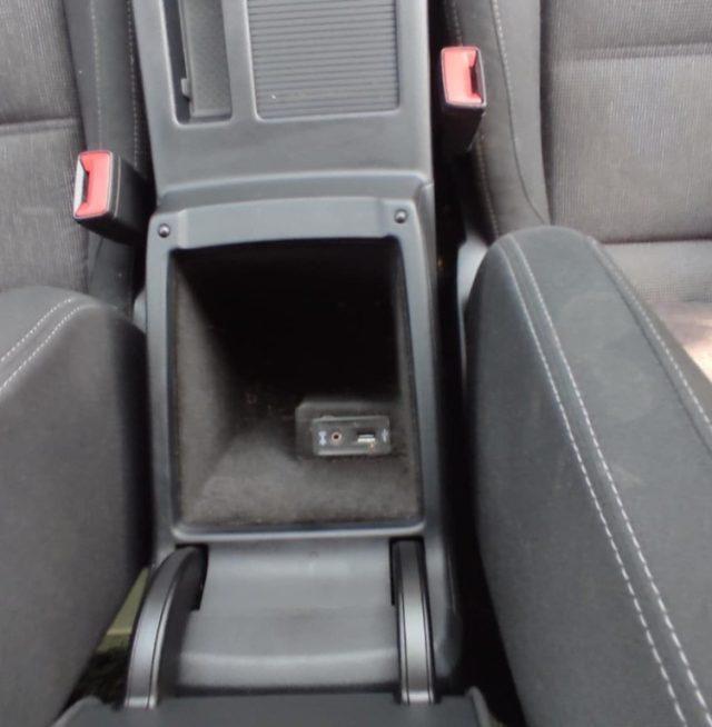 VOLKSWAGEN Passat Variant 2.0 TDI DSG Business BlueMotion Tech