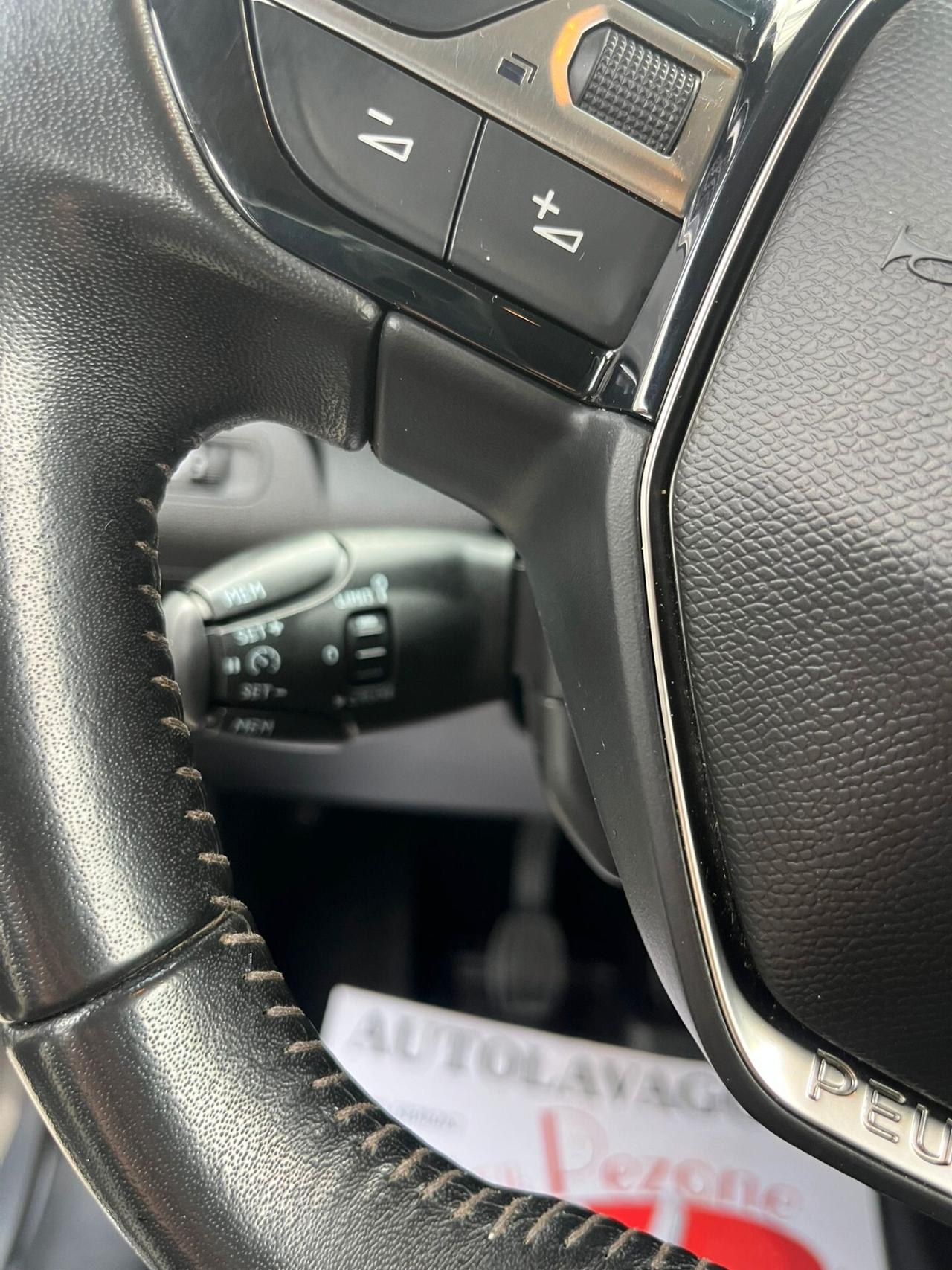 Peugeot Rifter BlueHDi 130 S&S EAT8 GT Line Standard