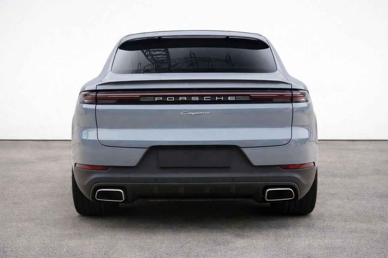 Porsche Cayenne Coupe e-hybrid possibilità noleggio no scoring
