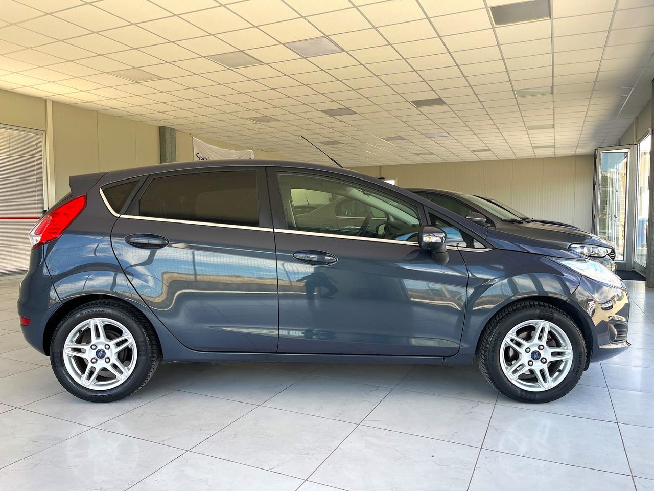 Ford Fiesta 1.5 TDCi 75CV 5 porte Titanium