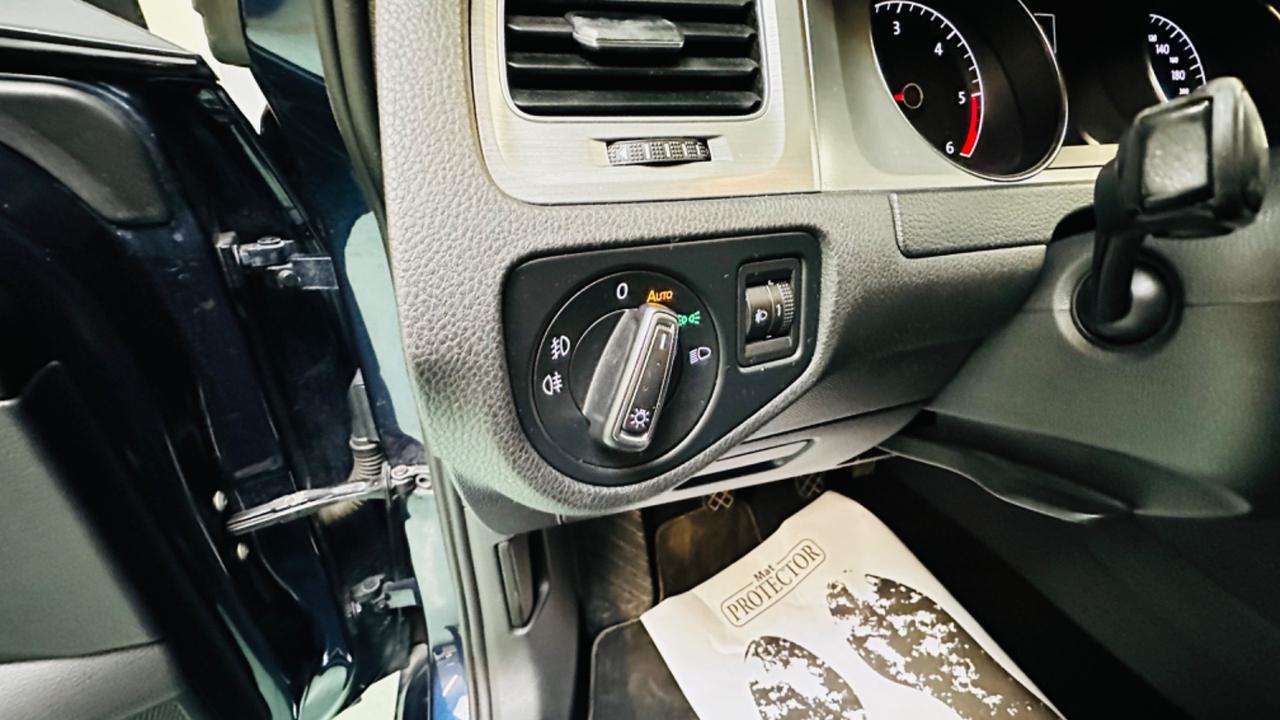 Volkswagen Golf 1.6 TDI 5p. Highline BlueMotion Technology