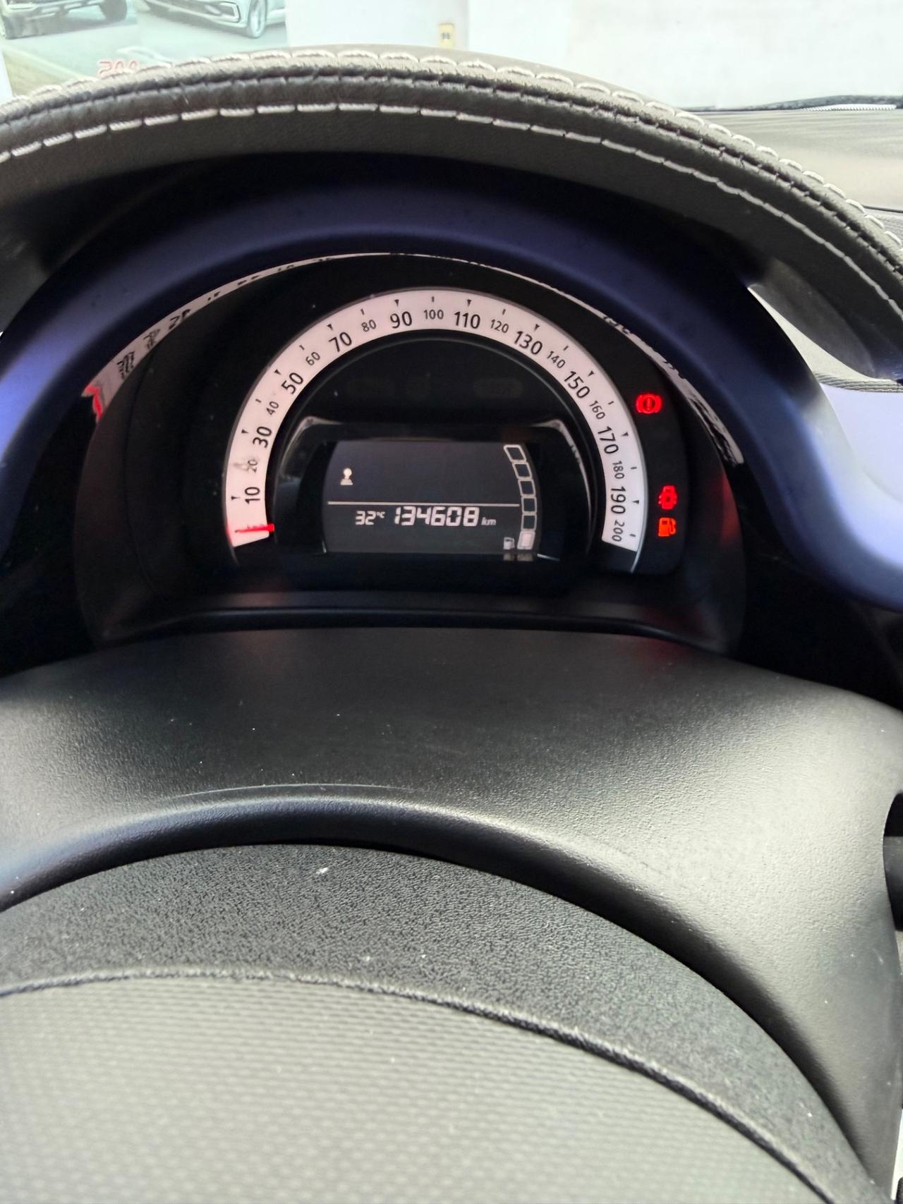 Renault Twingo SCe Stop&Start La Parisienne