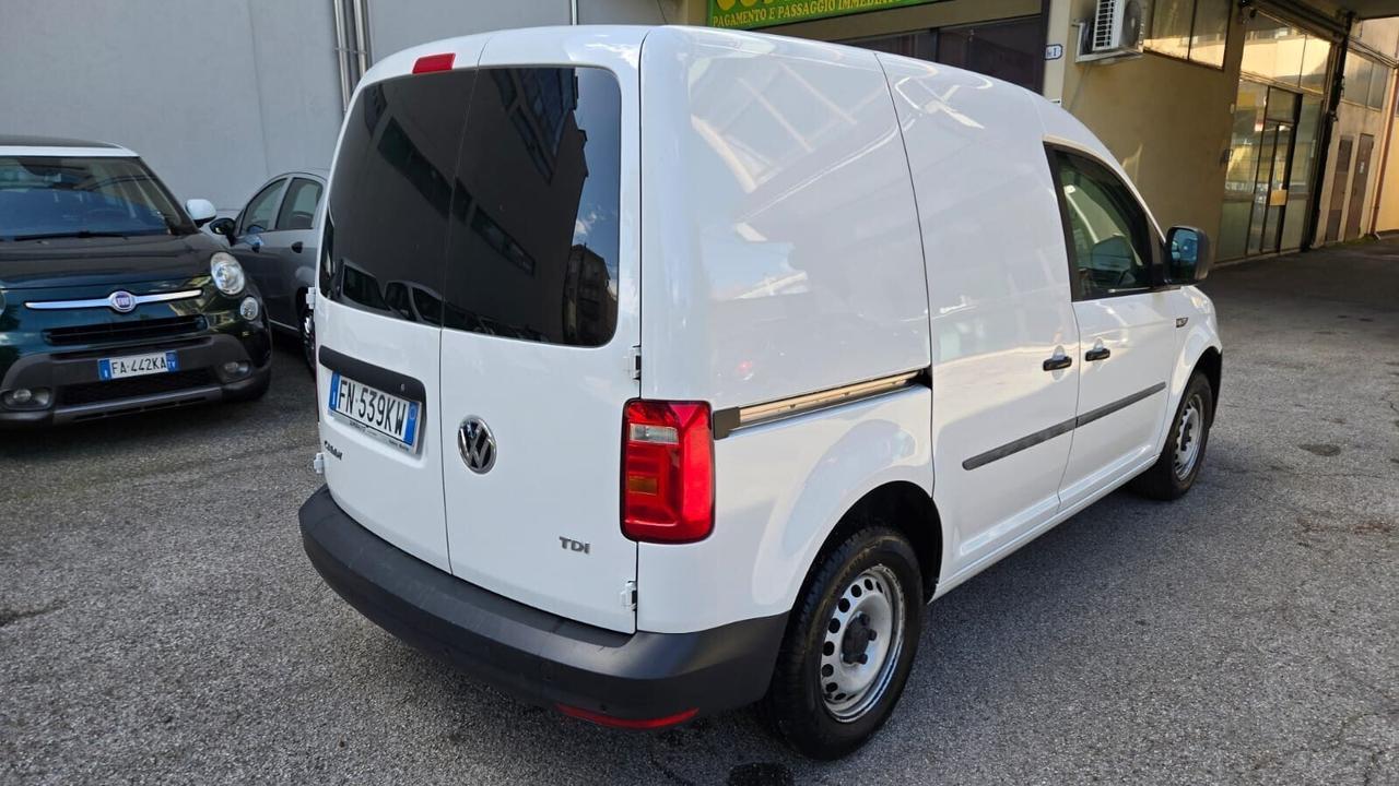 Volkswagen Caddy 2.0 TDI 102 CV Highline 2Posti