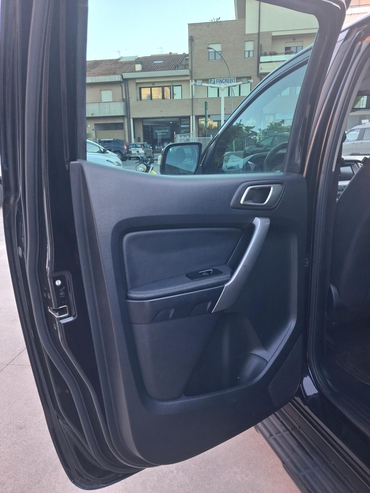 Ford Ranger 2.0 TDCi BI-Turbo 213 CV Black Night