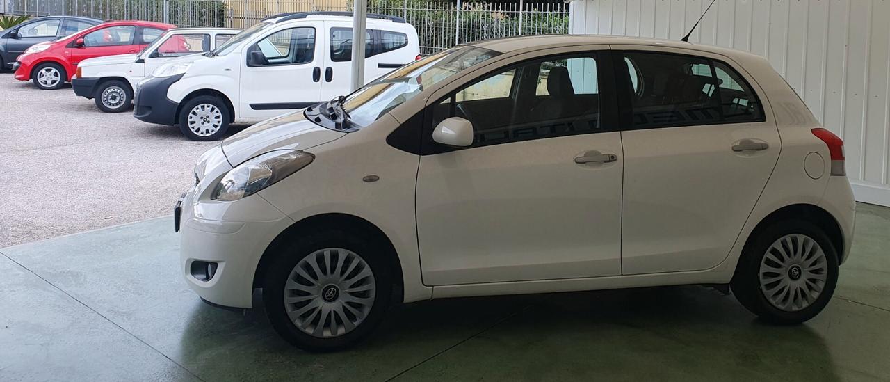 Toyota Yaris 1.0 BENZ. - 2011 - KM. 160.000