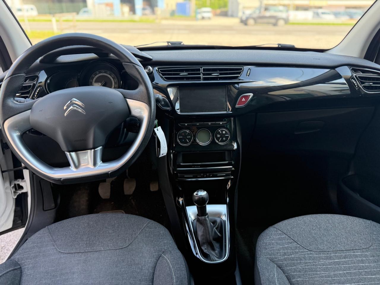 Citroen C3 PureTech 82 Live Edition