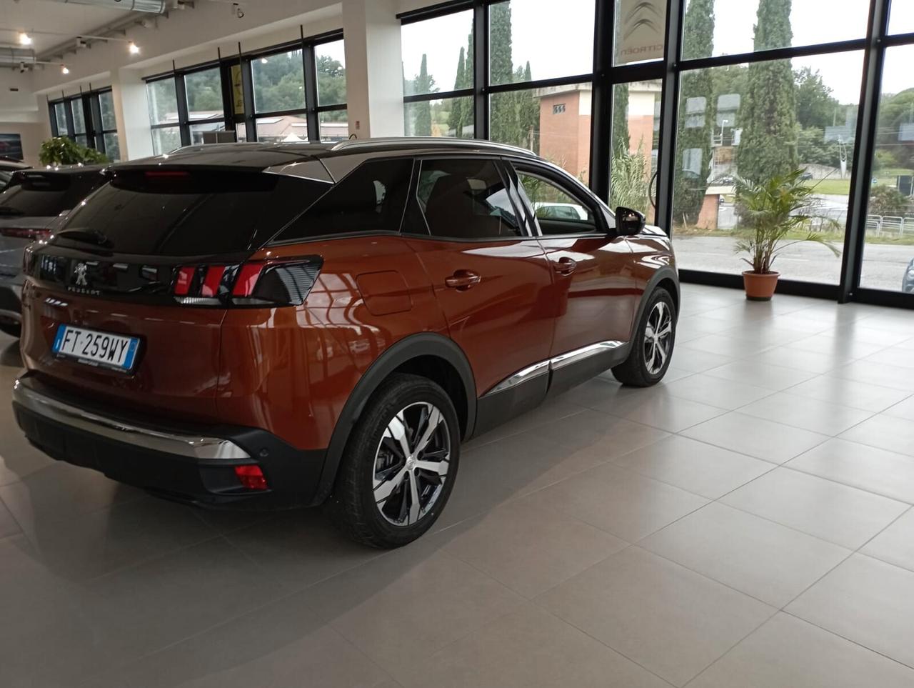 Peugeot 3008 BlueHDi 130 S&S EAT8 Allure