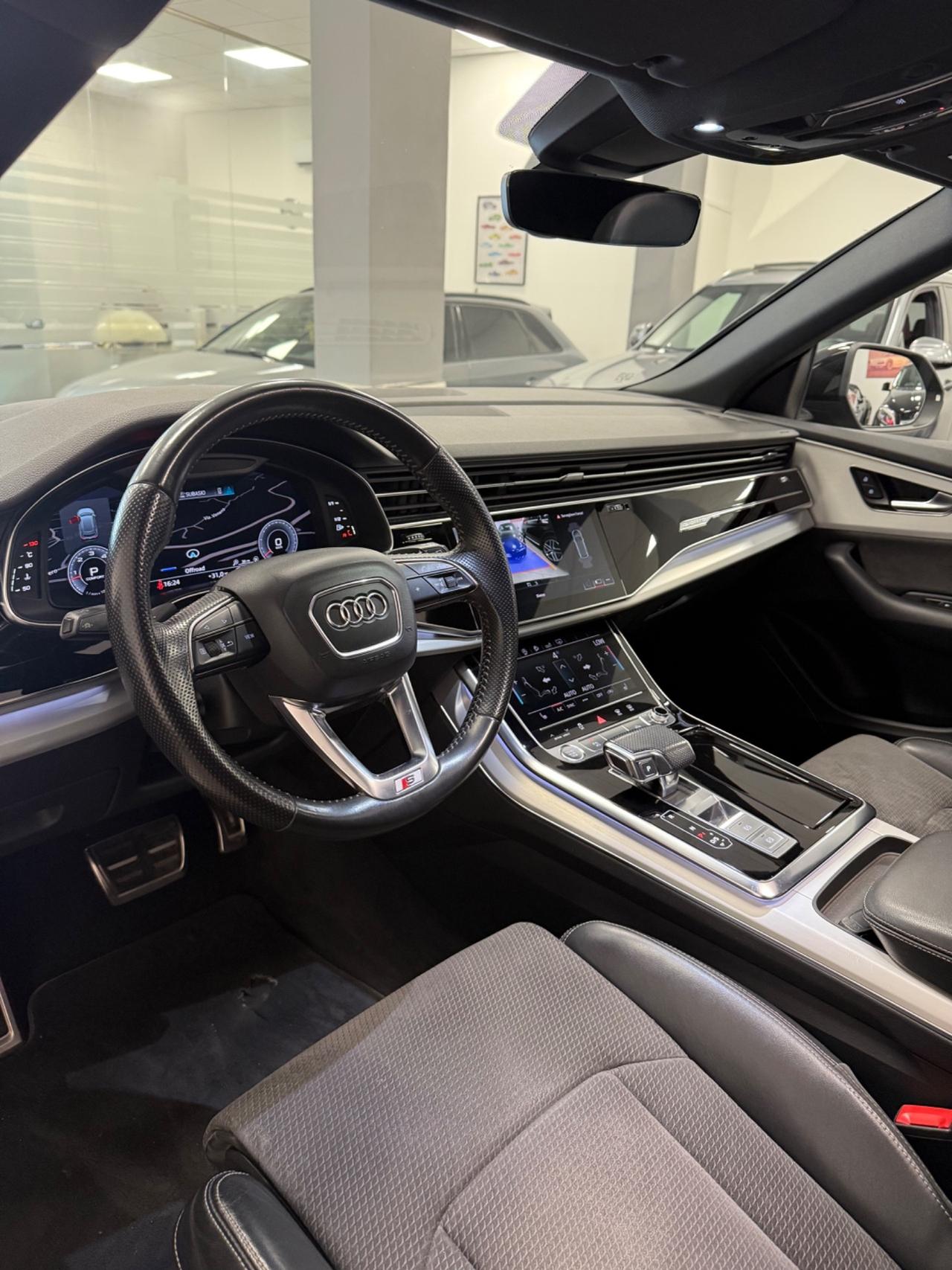 Audi Q8 50 TDI 286 CV quattro tiptronic Sport