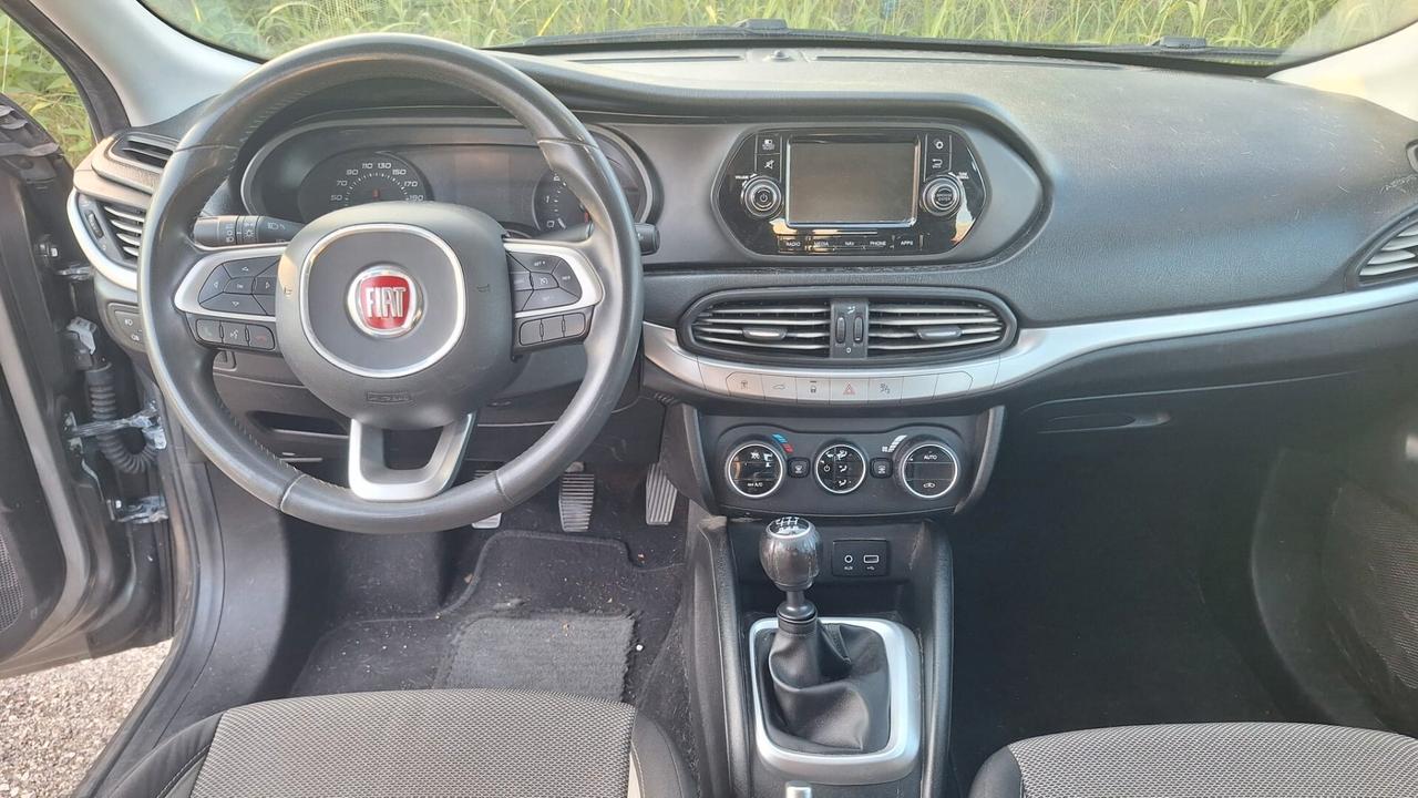 Fiat Tipo 1.6 Mjt 4 porte Lounge