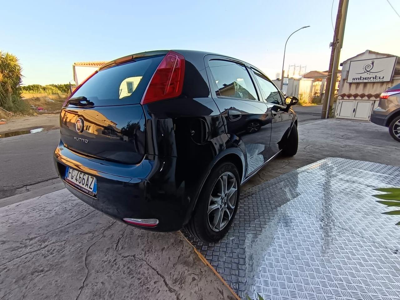 Fiat Punto 1.3 MJT II S&S 95 CV 5 porte Street