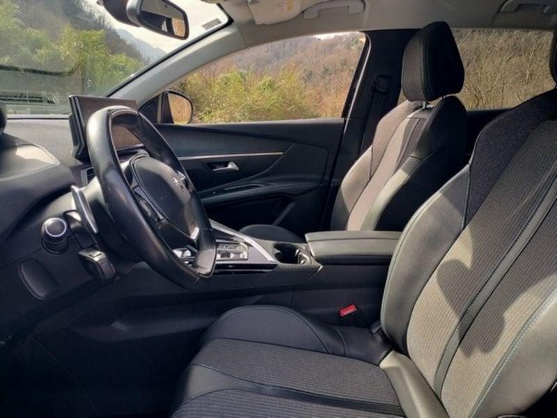 Peugeot 3008 BlueHDI 130 EAT8 S&S Allure