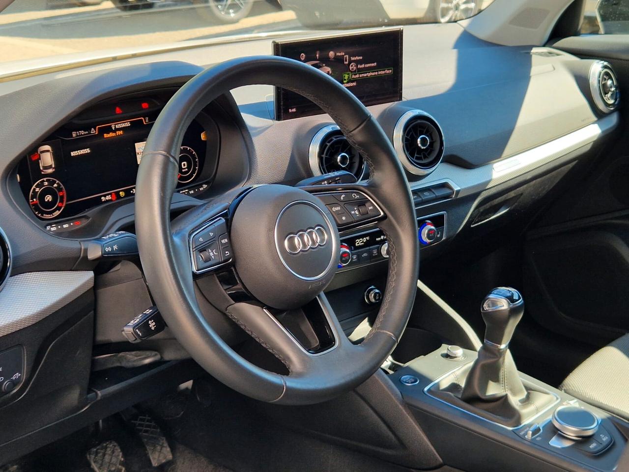 Audi Q2 30 TDI Identity Black