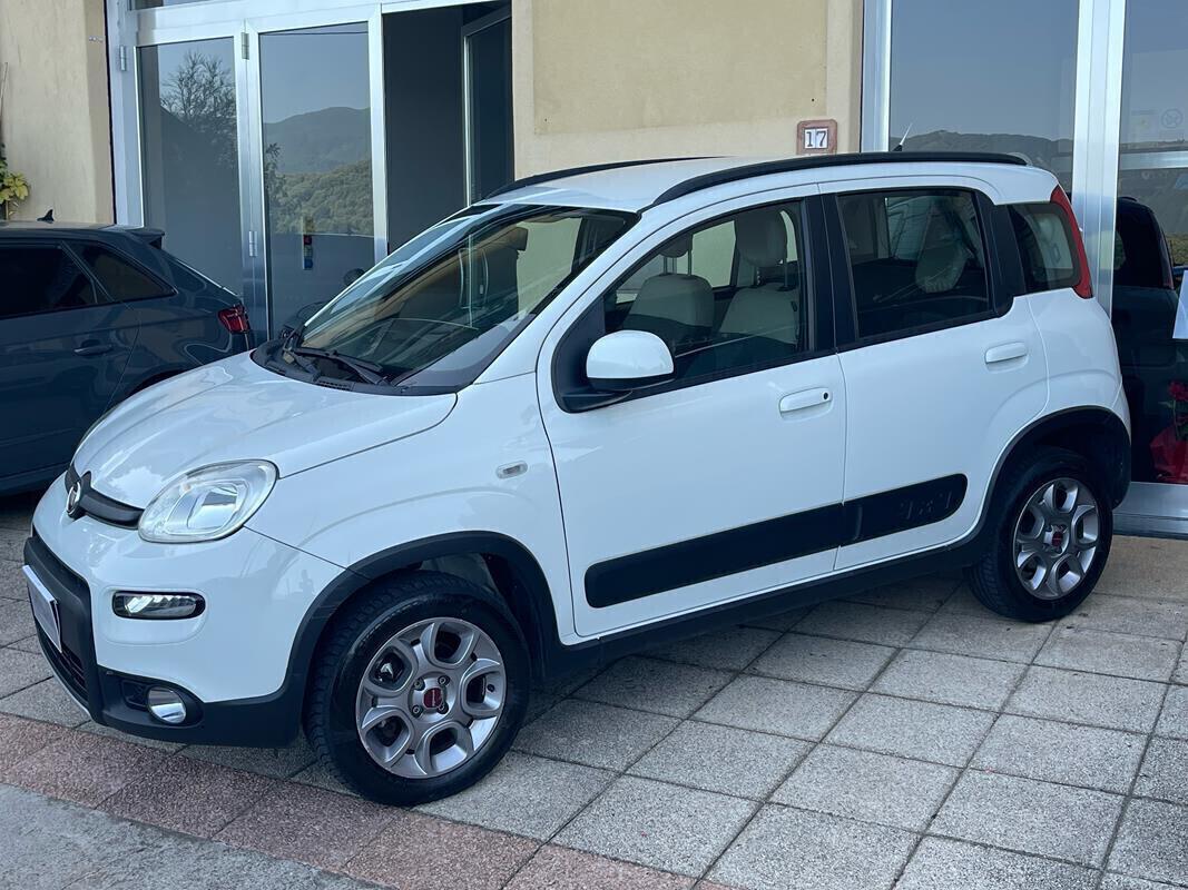 Fiat Panda 1.3 MJT 95 CV S&S 4x4 Euro 6B ELD / Clima / Cerchi lega Auto Impeccabile