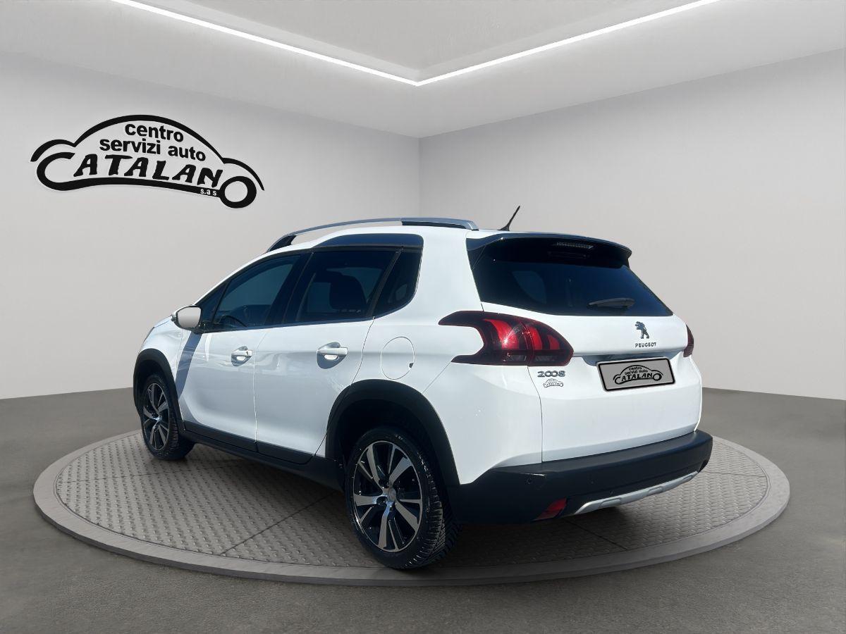 PEUGEOT - 2008 - 1.6 BlueHDi 100 Black Matt