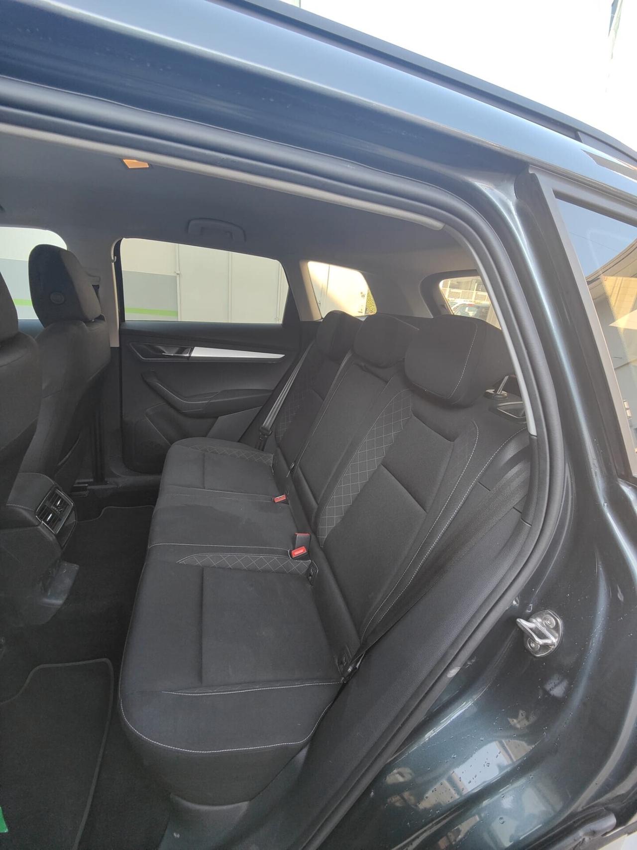 Skoda Karoq 1.0 TSI Ambition 115 CV