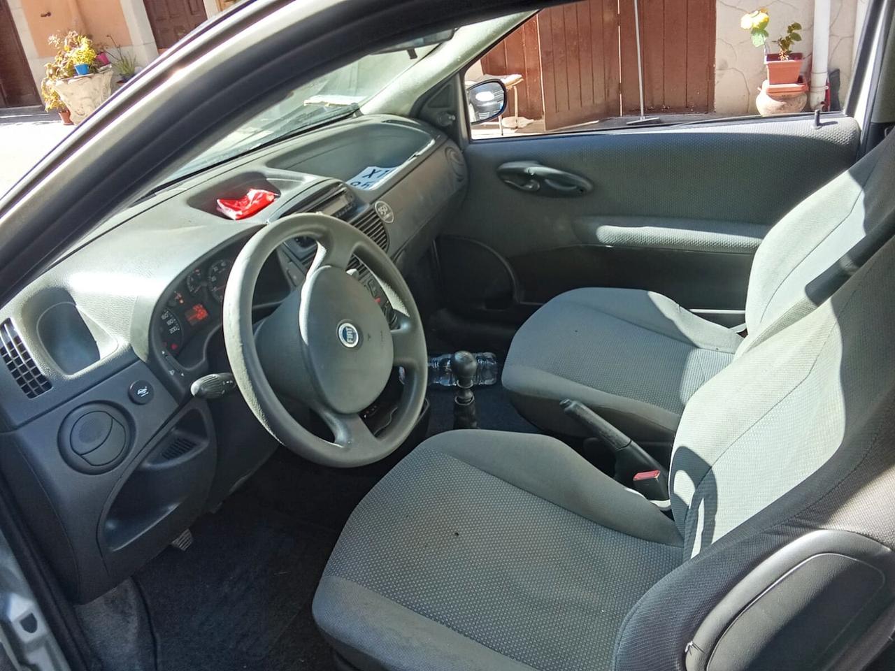 Fiat Punto 1.2 3 porte Active