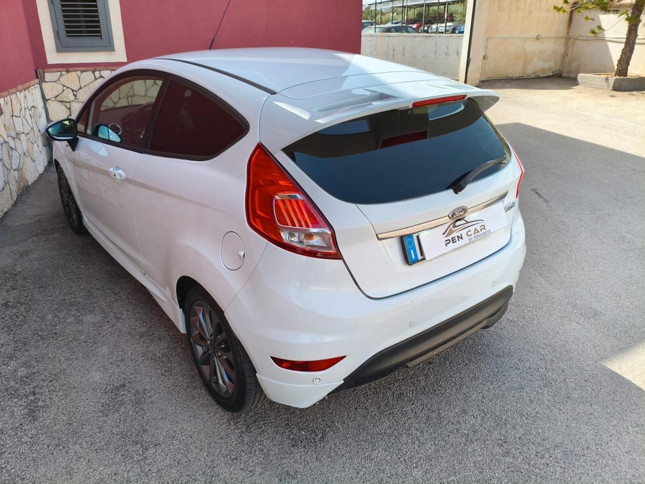 Ford Fiesta 1.5 TDCi 95CV 3 porte ST-Line