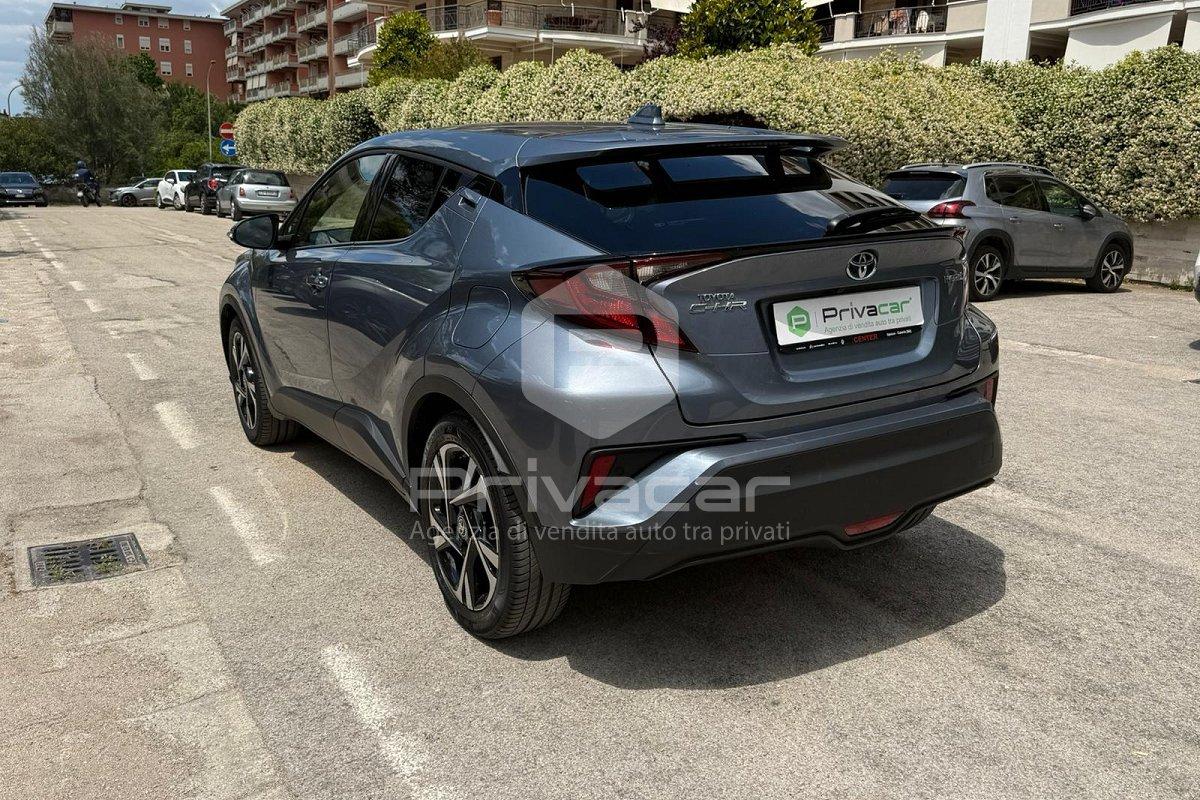 TOYOTA C-HR 1.8 Hybrid E-CVT Trend