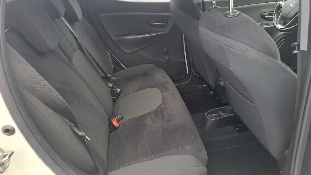 Lancia Ypsilon 1.3 MJT 16V 95 CV Gold 5 Porte