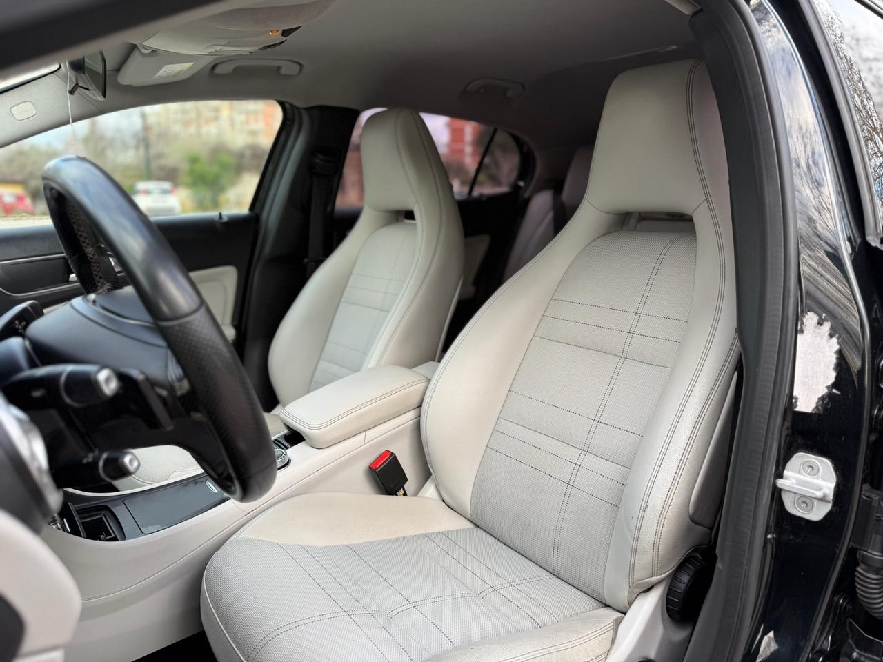 Mercedes-benz GLA 200 2.2 136cv Automatic 4Matic Premium 2015