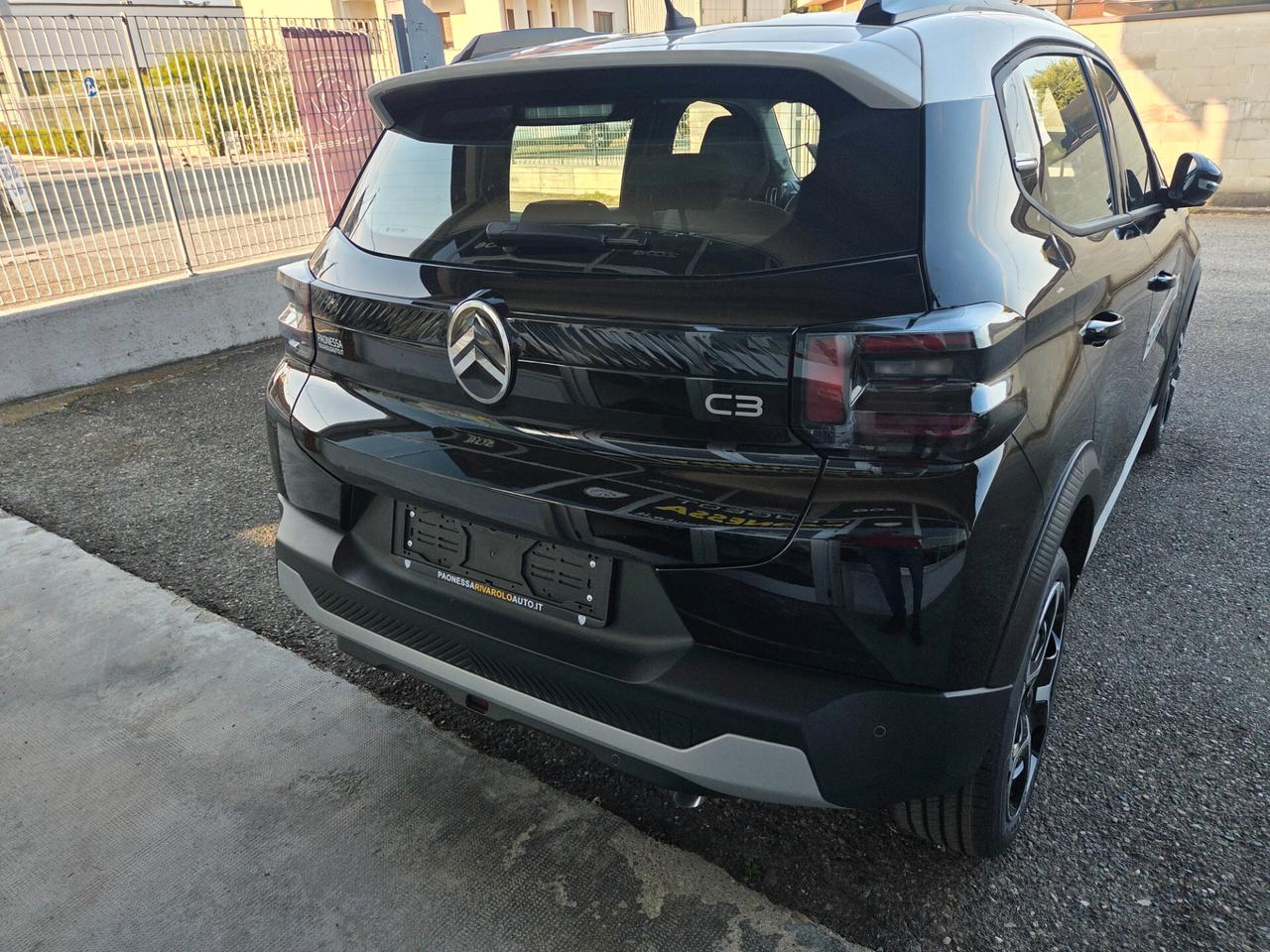 Citroen C3 PLUS 100 CV KM0 TETTO BIANCO NESSUN OBBLIGO FINANZIARIO
