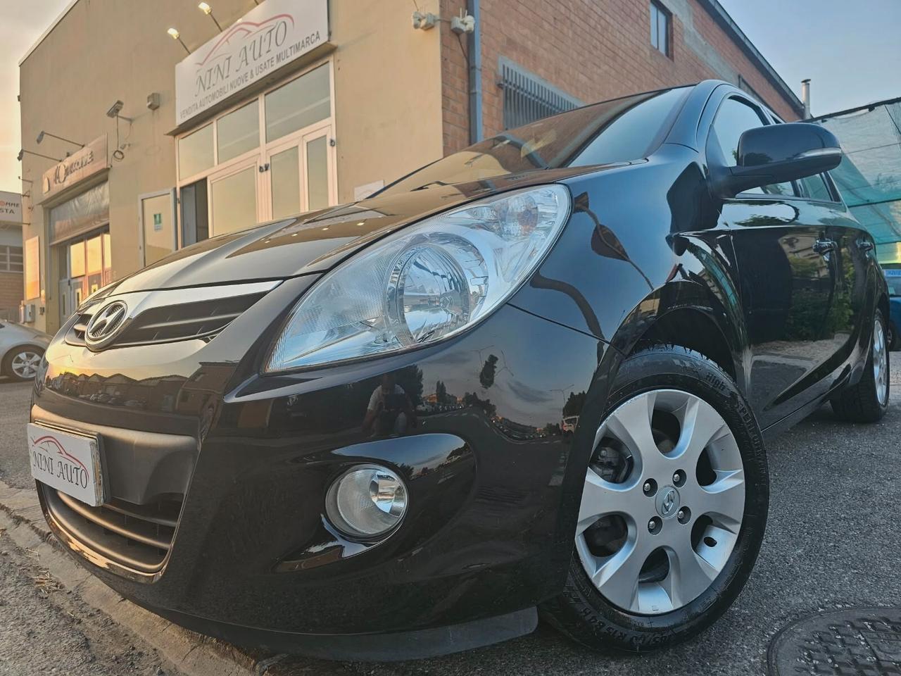 Hyundai i20 1.2 75cv Comfort*Clima*Cerchi*Navi*Neopatentati