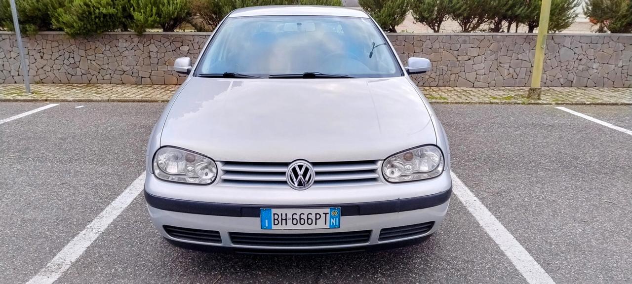 Volkswagen Golf 1.6 16V cat 5 porte Comfortline