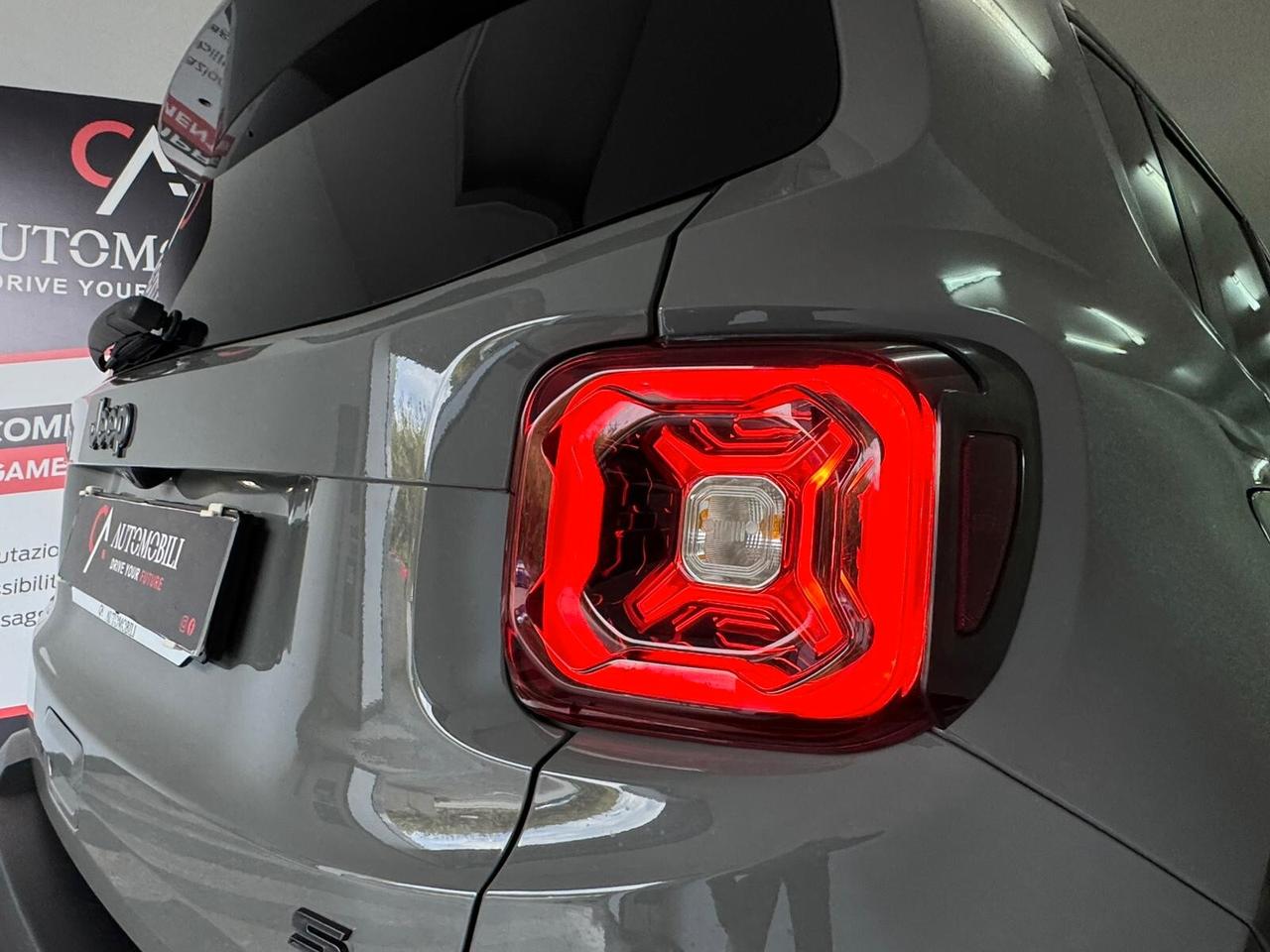 Jeep Renegade 1.6 Mjt 130 CV S