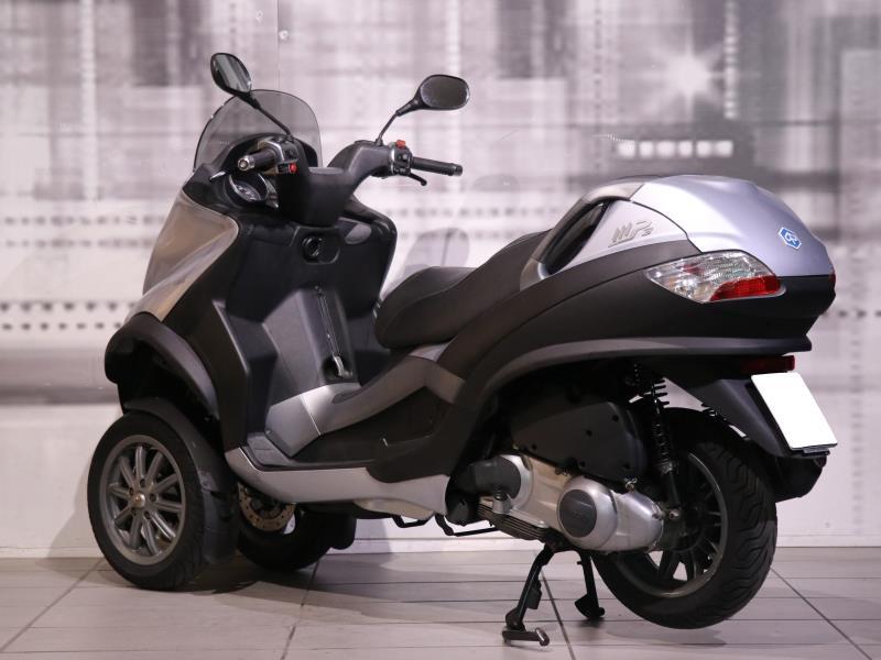 Piaggio MP3 125