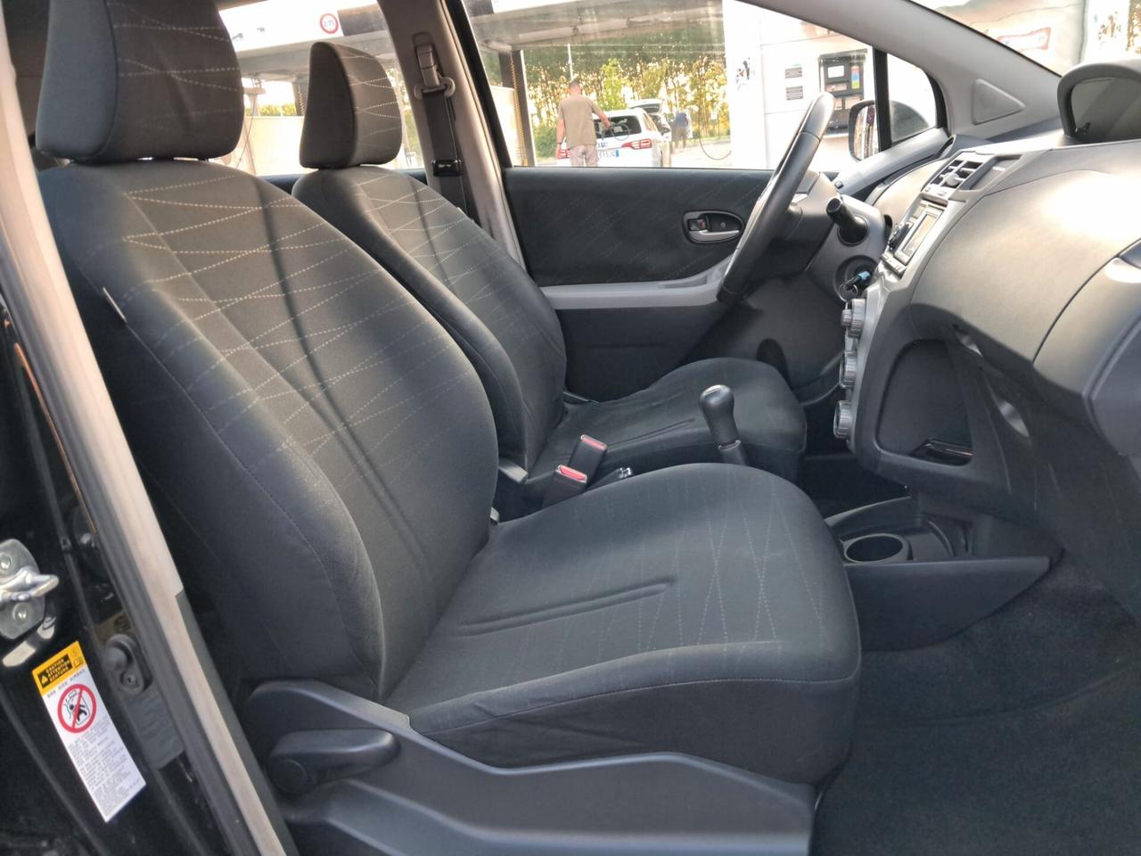 Toyota Yaris 1.3 5 porte Navi benzina neopatentati