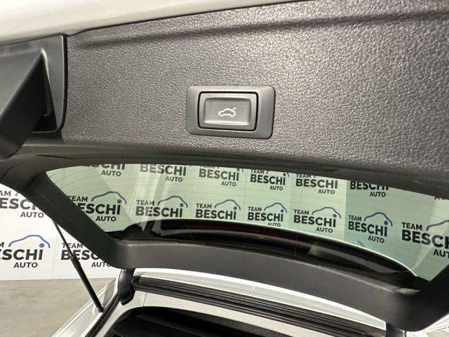 AUDI A4 Avant 2.0 TDI 150 CV S tronic S line edition